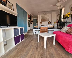 Sala d'estar de Apartament en venda en La Manga del Mar Menor amb Terrassa
