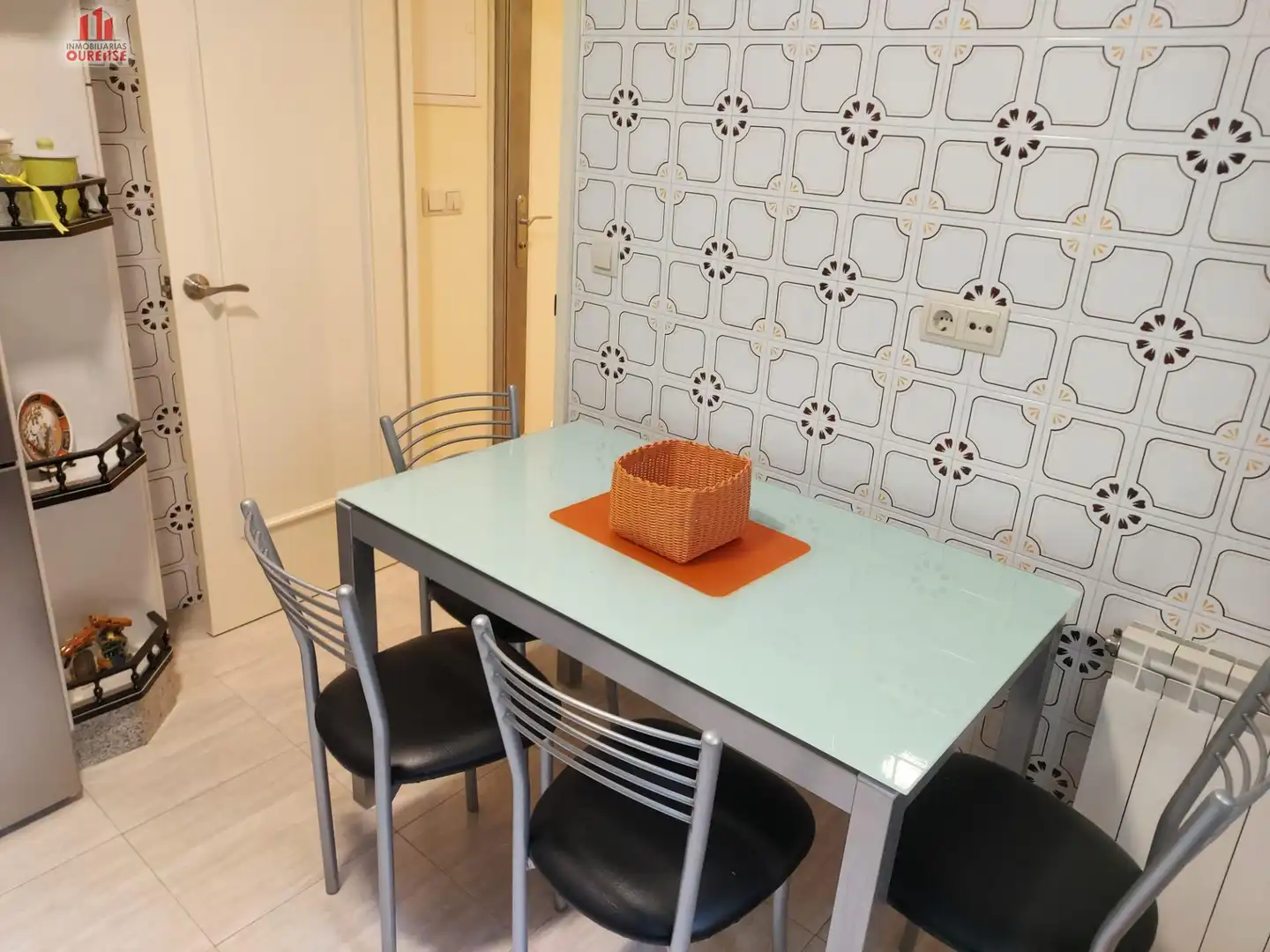 Comedor de Piso en venta en Ourense Capital  con Calefacción y Balcón