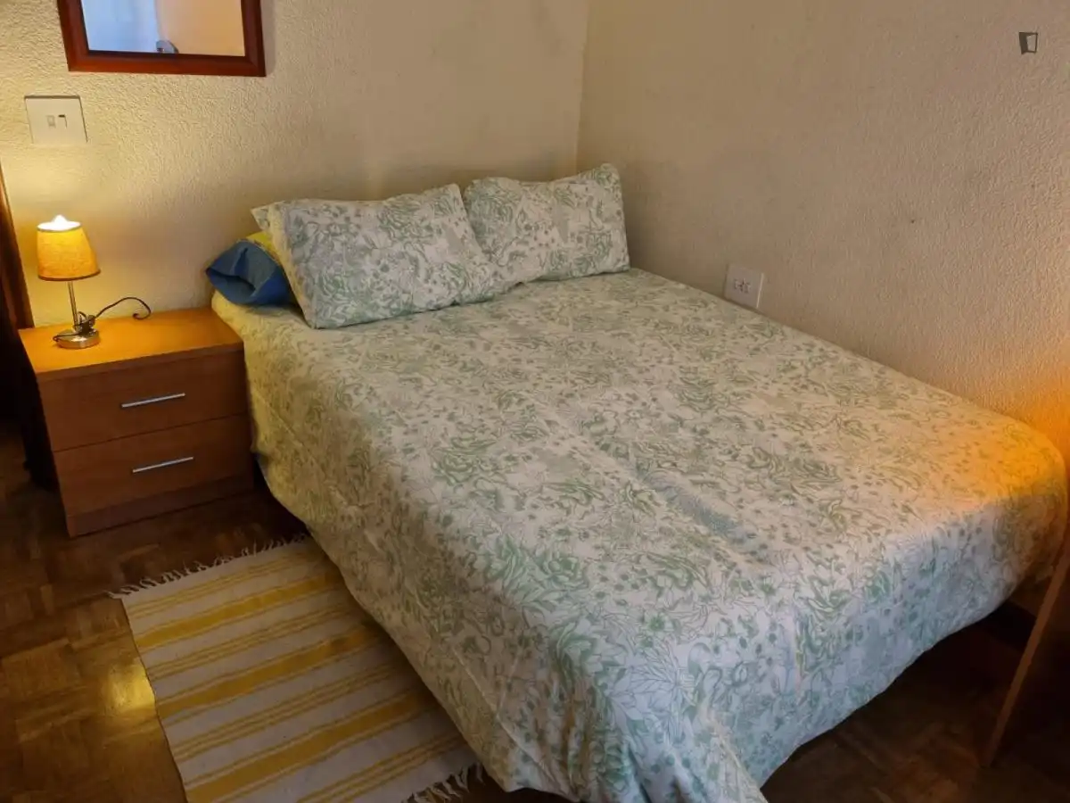 Room in Carmelitas