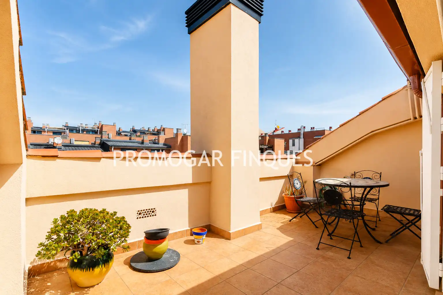 Dúplex con terraza en venta en Carrer Estelí, imagen 3