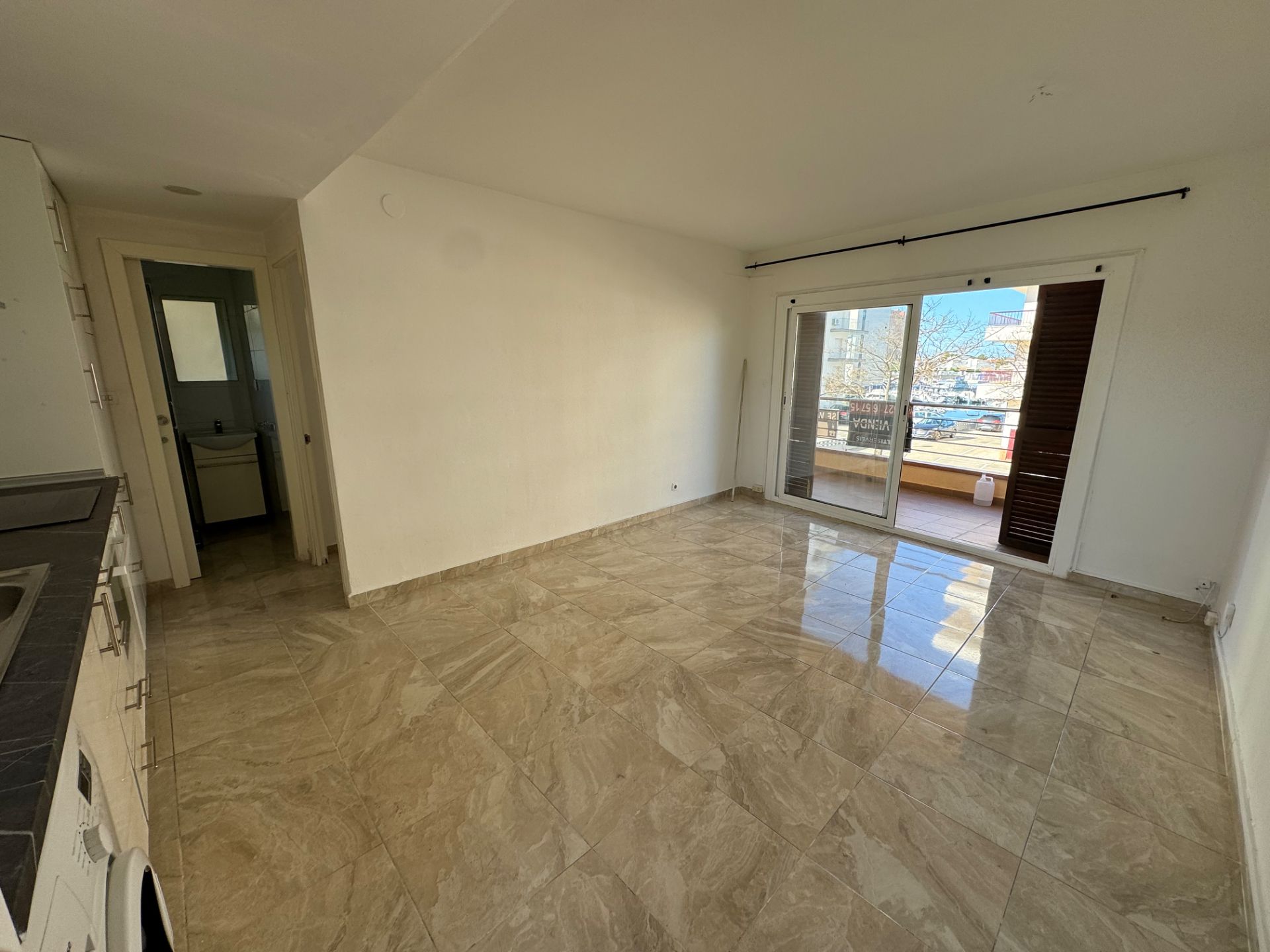 Exterior view of Flat for sale in Roses  with Heating, Terrace and Oven