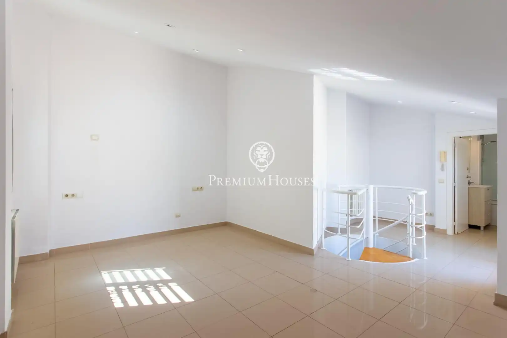 Maisonette zum Verkauf in Alella mit Heizung, Balkon und Alarm