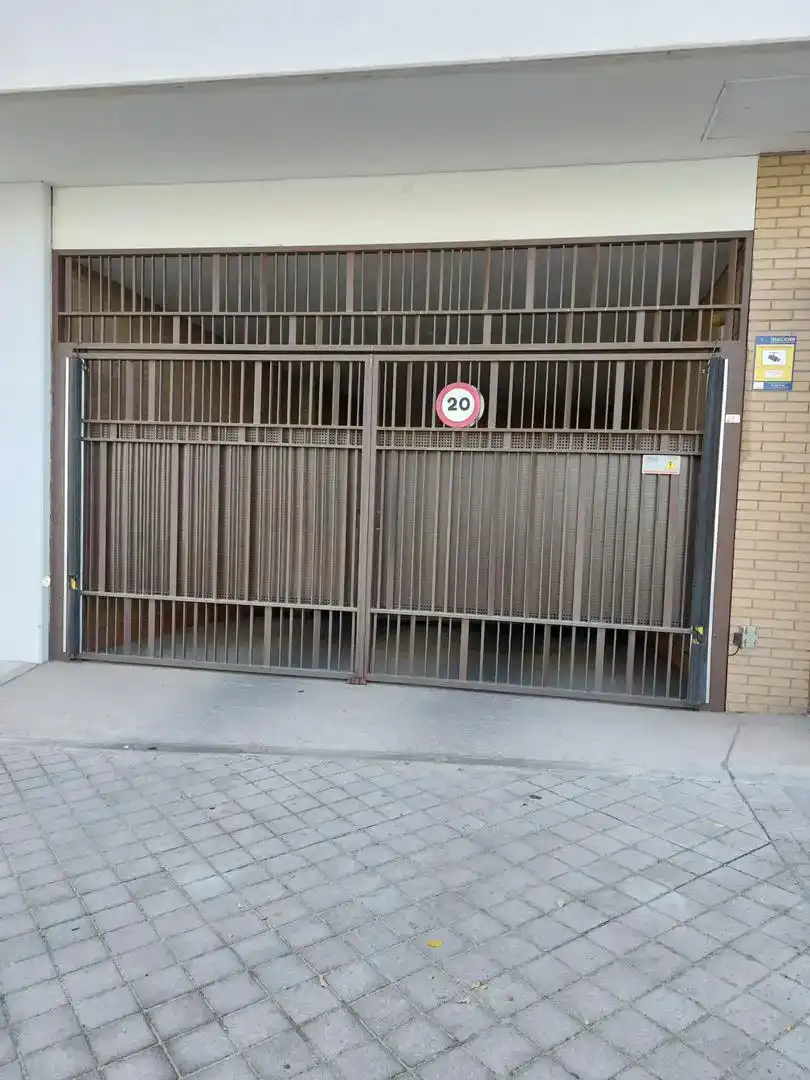 Parking de Garaje en venta en Zona Europa