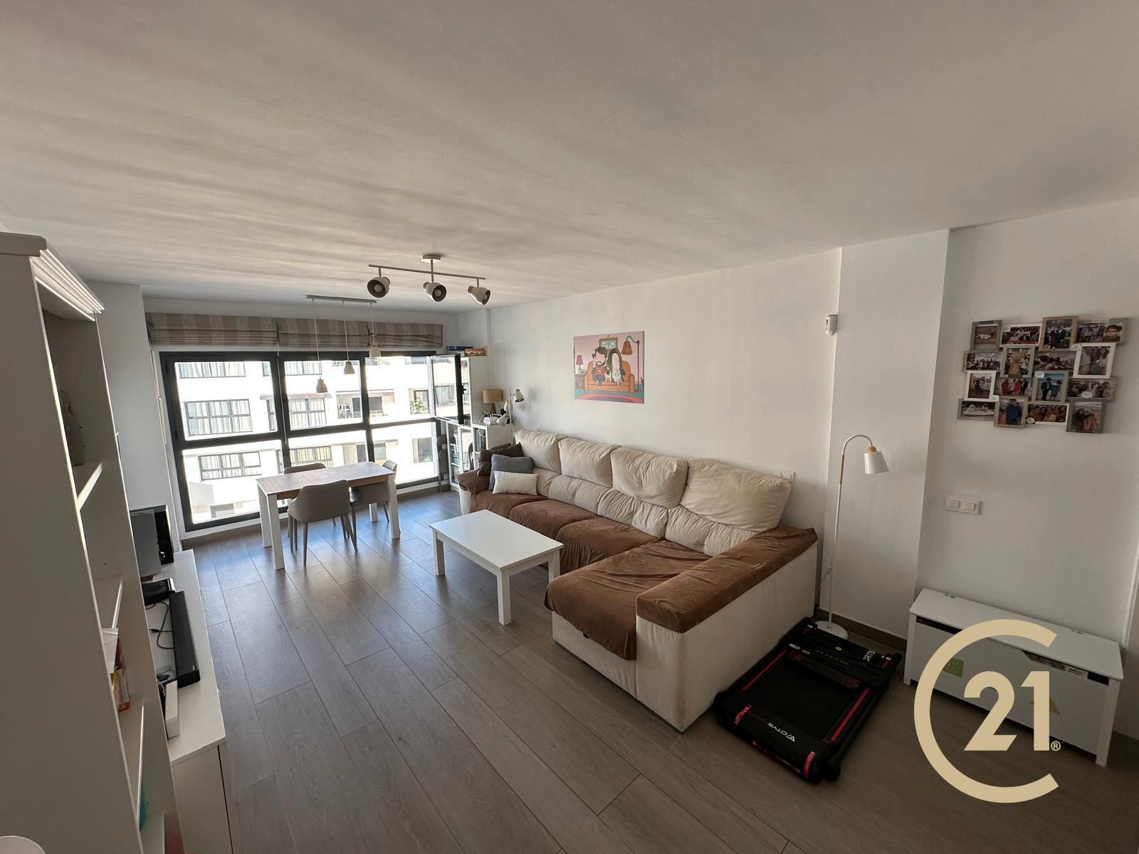 Living room of Apartment for sale in Estepona  with Air Conditioner, Heating and Terrace