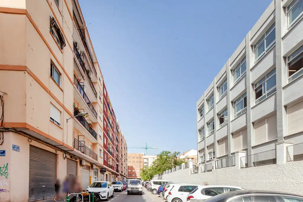 Vista exterior de Pis en venda en Valencia