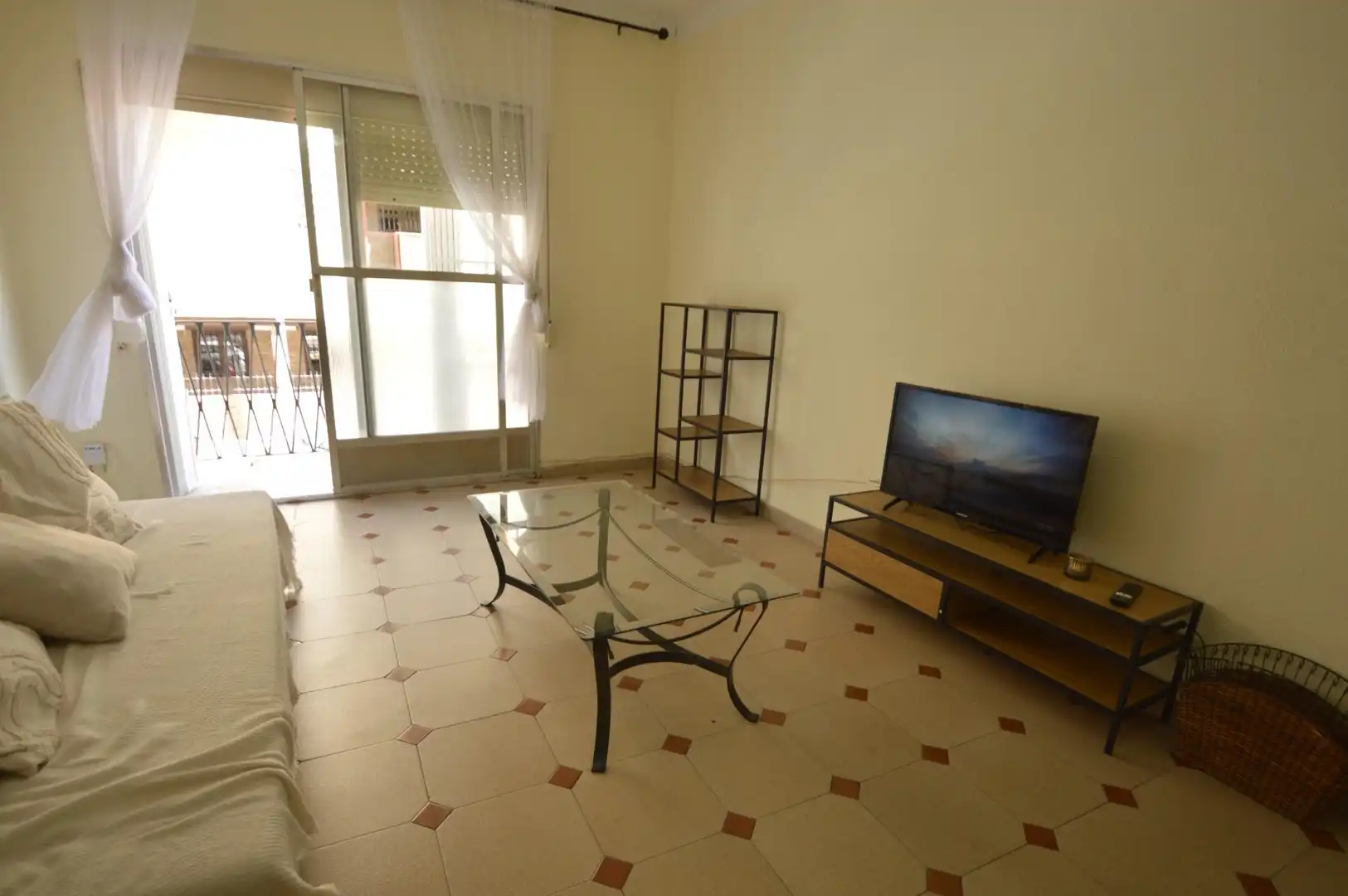 Apartament de lloguer a Ciudad Jardín - Tagarete - El Zapillo