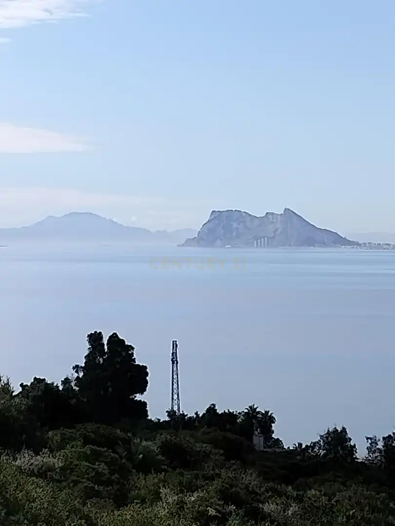 Außenansicht von Wohnungen zum Verkauf in Manilva mit Klimaanlage, Privatgarten und Schwimmbad