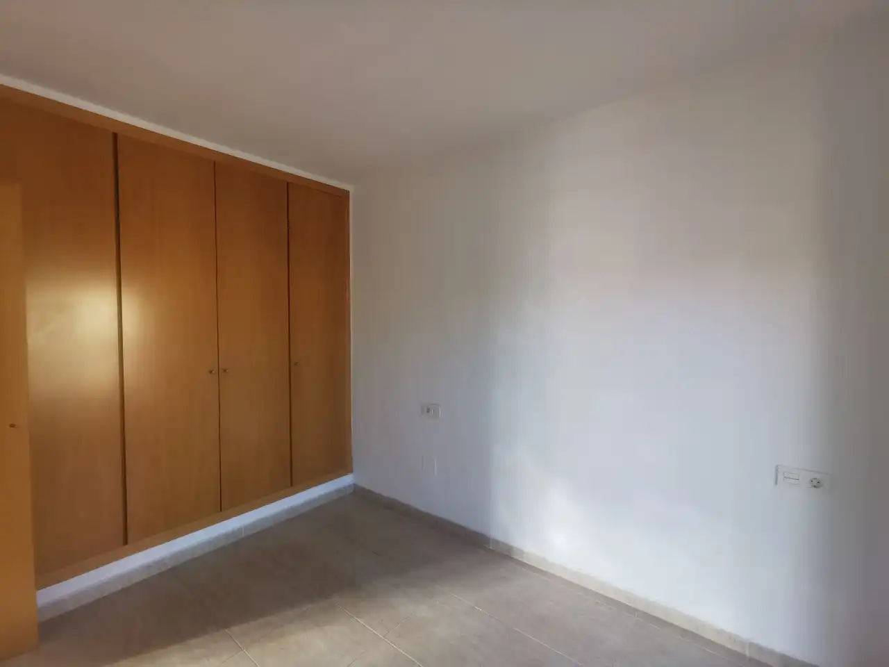 Dormitori de Casa adosada en venda en Mont-roig del Camp amb Jardí privat, Balcó i Piscina comunitària