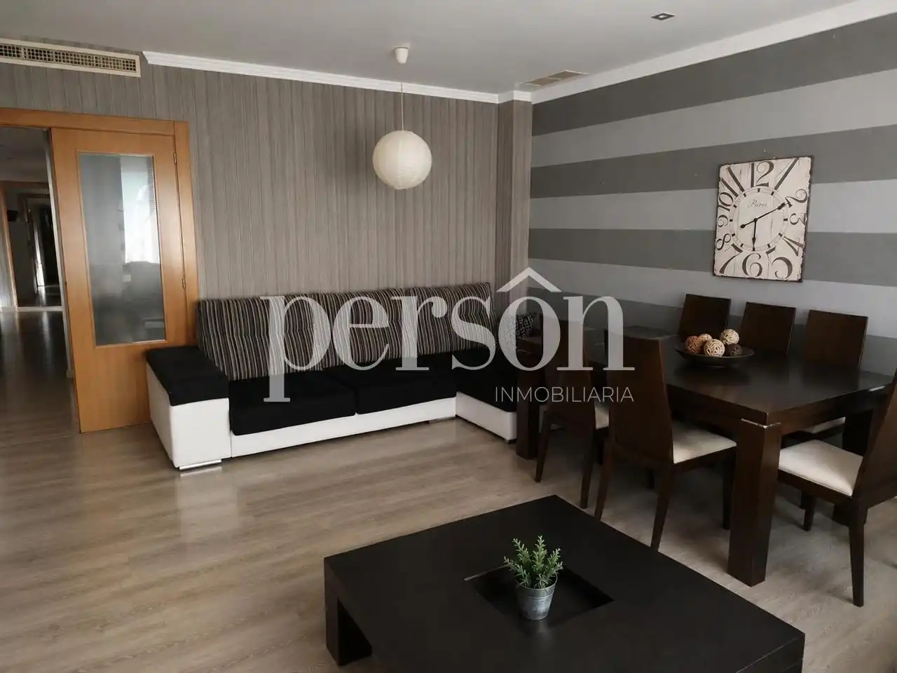 Living room of Flat for sale in Sueca  with Air Conditioner and Furnished