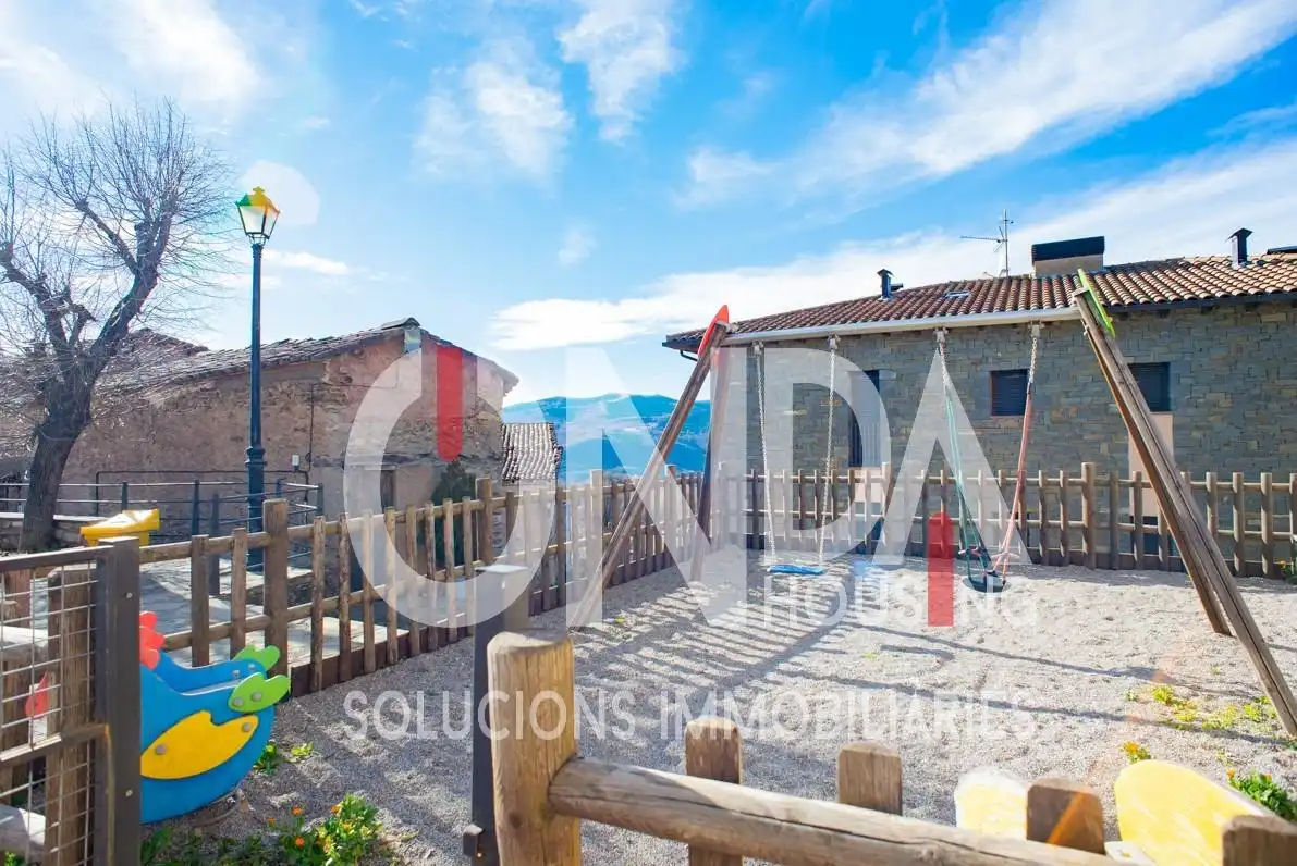Apartamento en venta en Carrer UNICA, 17, El Pont de Suert