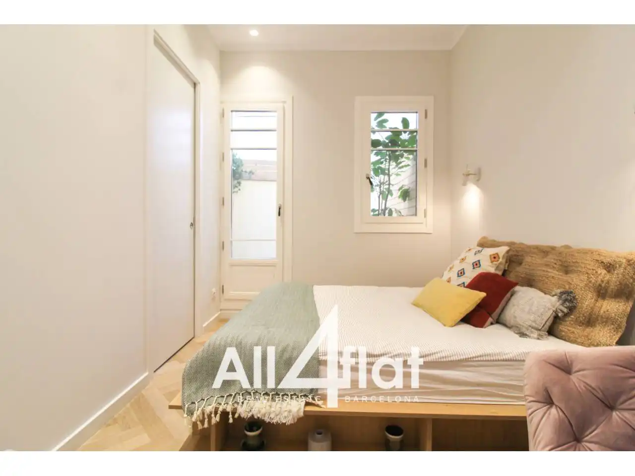 Schlafzimmer von Wohnungen zum Verkauf in Barcelona mit Klimaanlage, Heizung und Terrasse