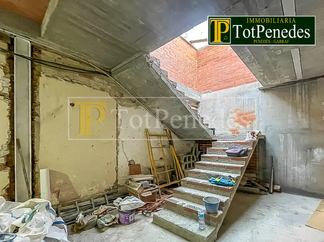 Casa adosada en venta en Vilafranca del Penedès con Aire acondicionado, Calefacción y Terraza