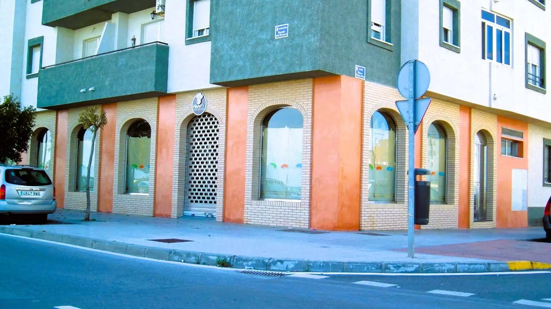 Außenansicht von Geschaftsraum zum Verkauf in San Fernando