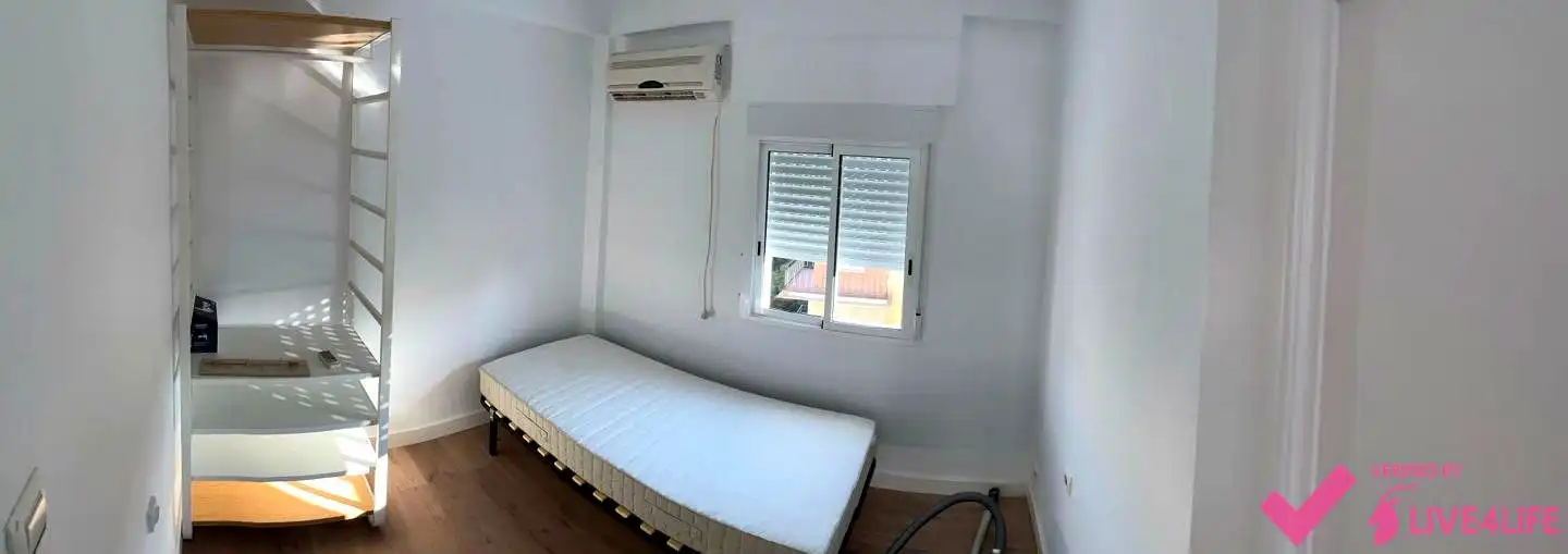 Piso de alquiler en Nalón, El Plantinar – Avda. La Paz - El Juncal