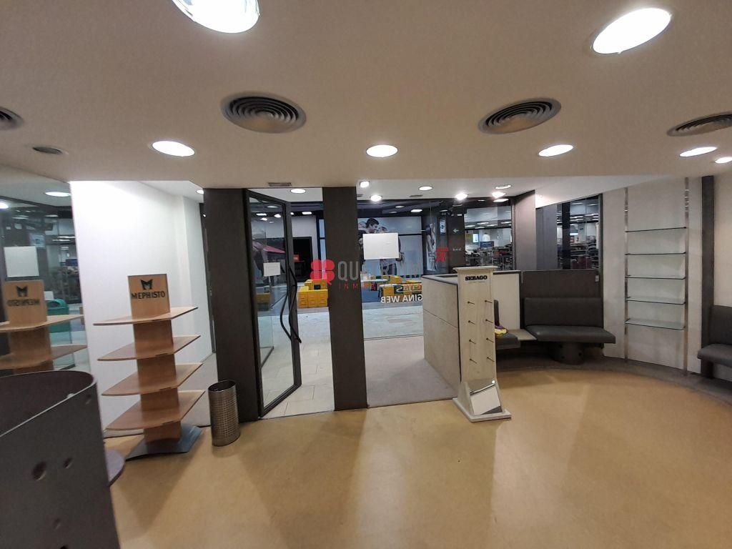 Premises for sale in Santiago de Compostela 