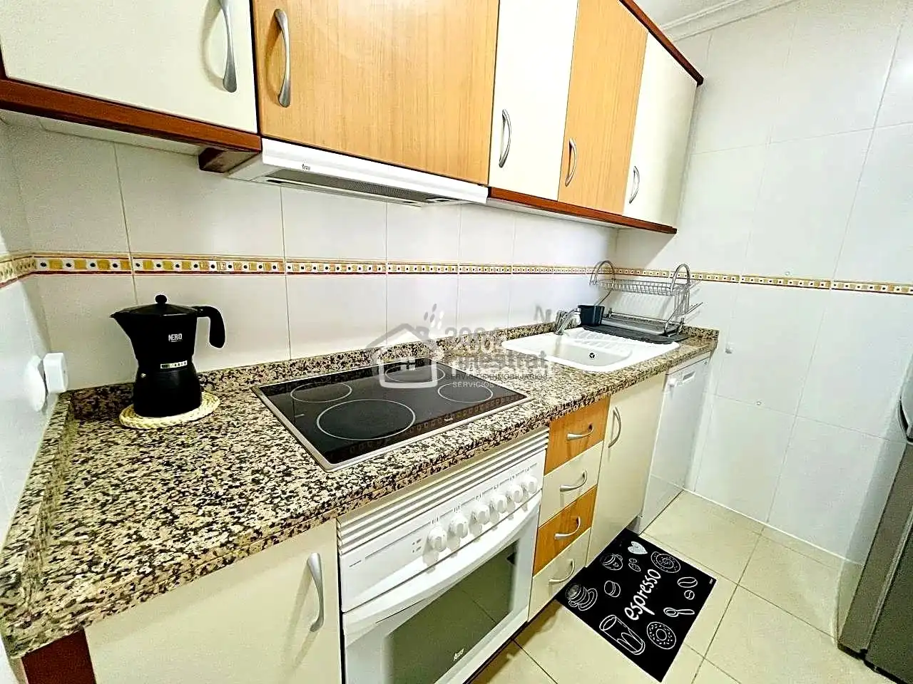Küche von Wohnung zum Verkauf in Villajoyosa / La Vila Joiosa mit Klimaanlage, Terrasse und Möbliert