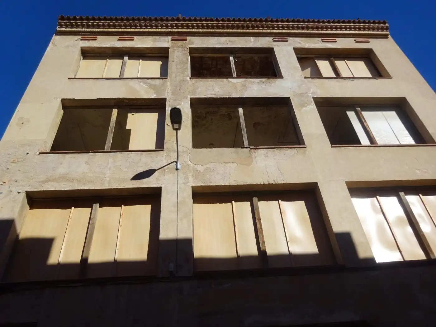 Exterior view of Buildings for sale in Igualada