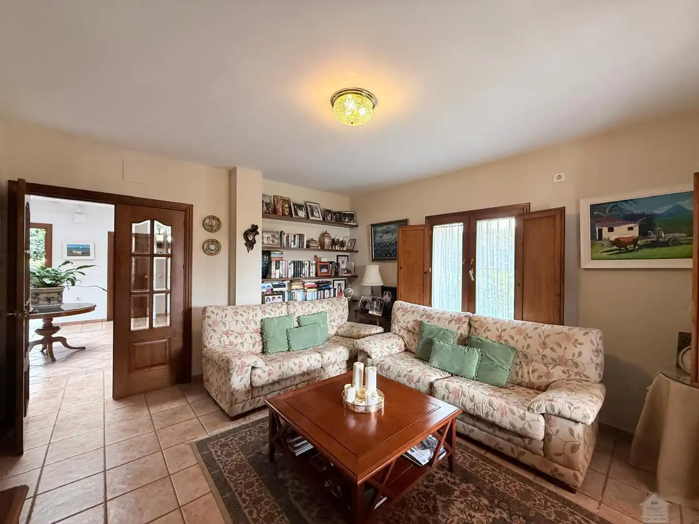 Sala d'estar de Casa o xalet en venda en Montequinto amb Aire condicionat, Calefacció i Parquet
