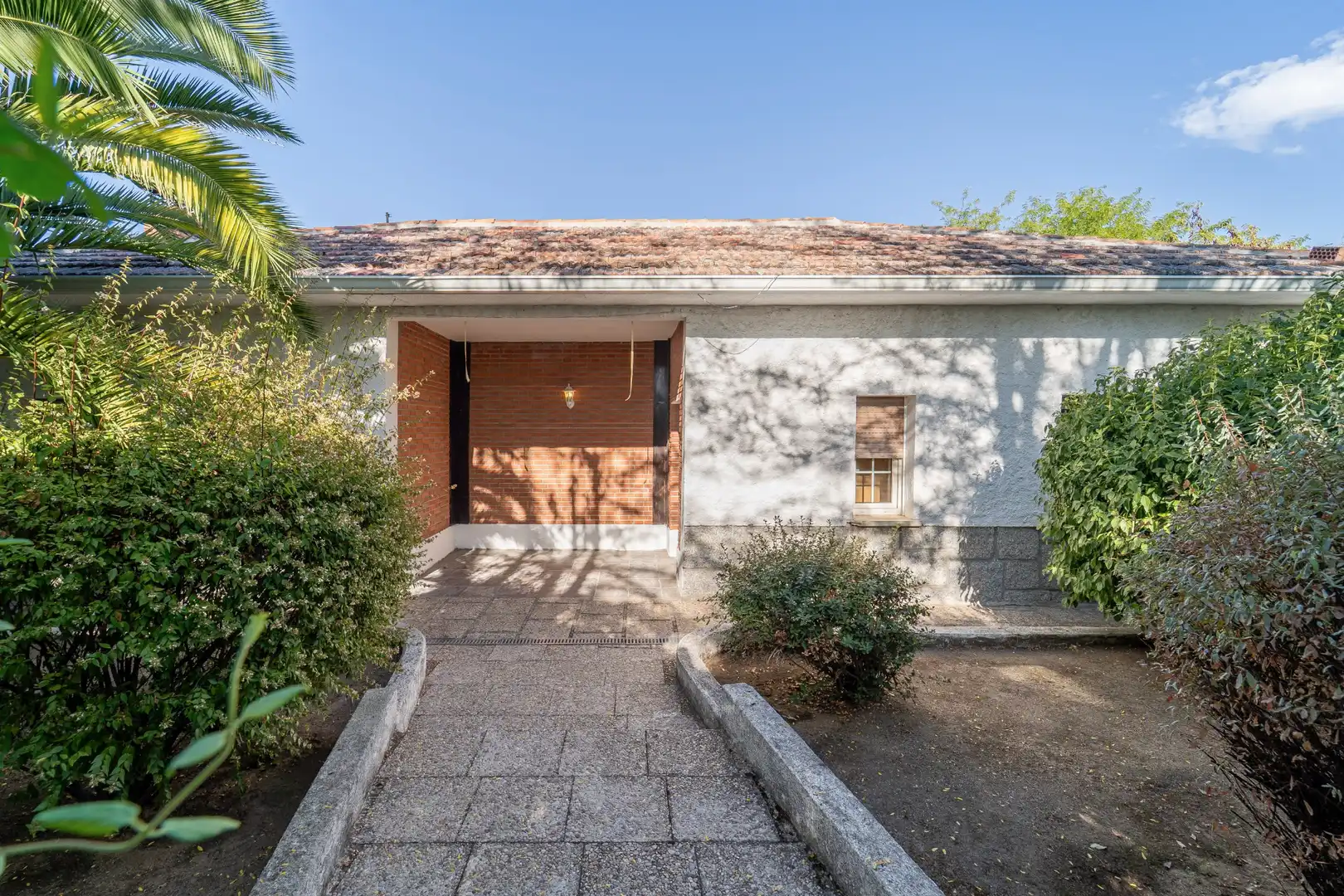 Exterior view of Houses for sale in Brunete  with Heating, Private garden and Storage room