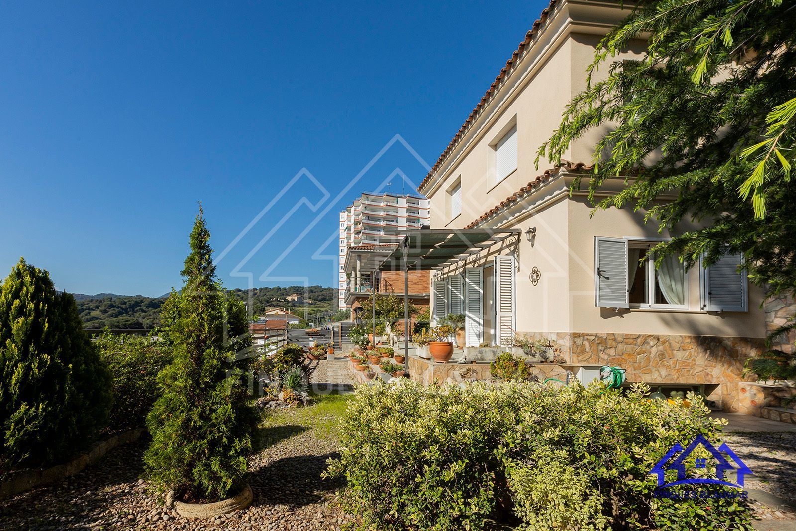 Jardí de Casa o xalet en venda en Arenys de Munt amb Calefacció, Jardí privat i Traster
