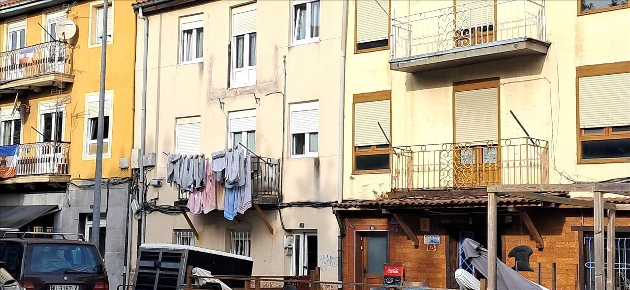 Vista exterior de Pis en venda en El Astillero  