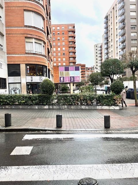Exterior view of Box room to rent in Bilbao 