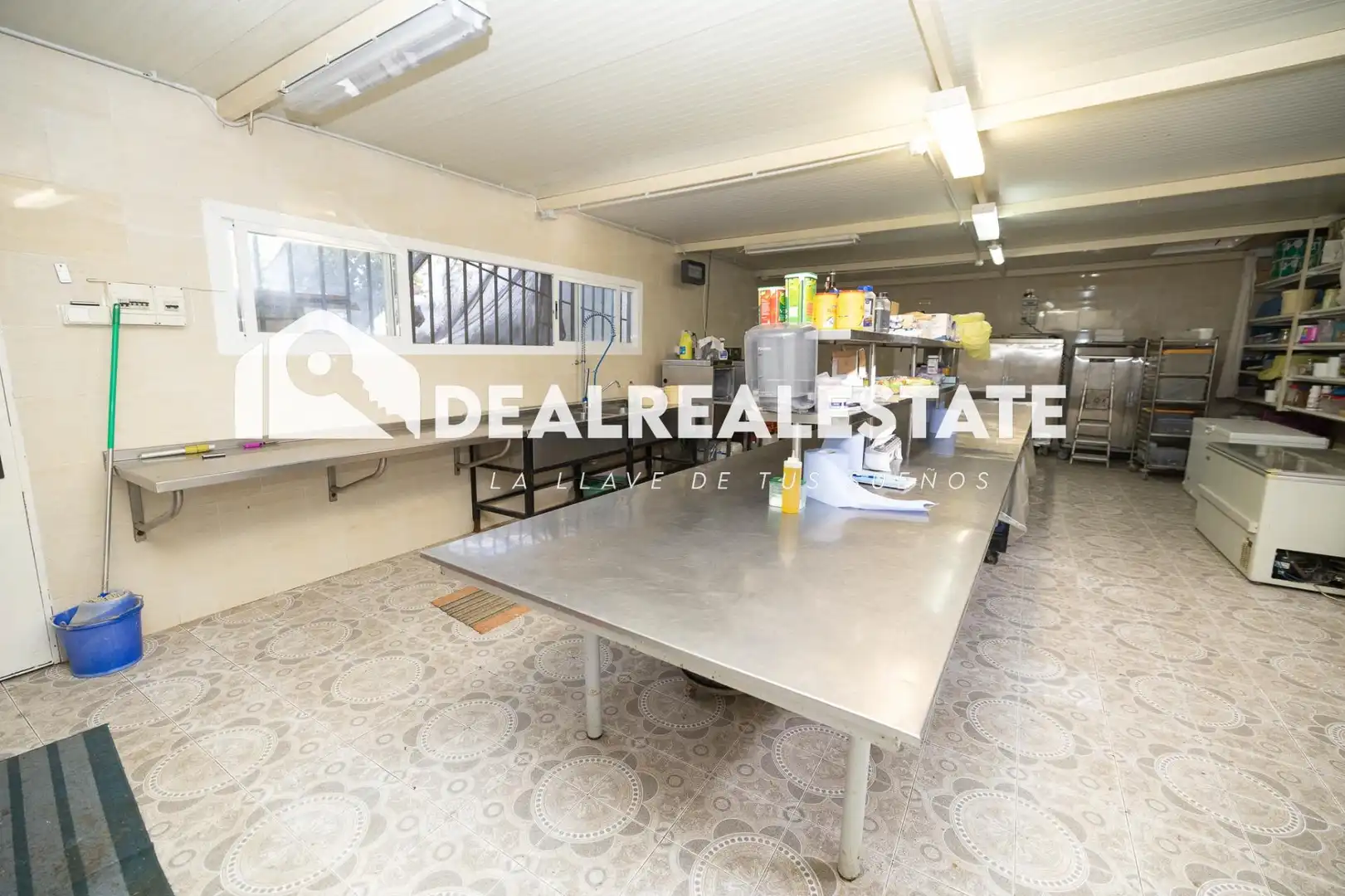 Local en venta en Calle FRAY LEOPOLDO ALPANDEIRE, Torre de la Reina