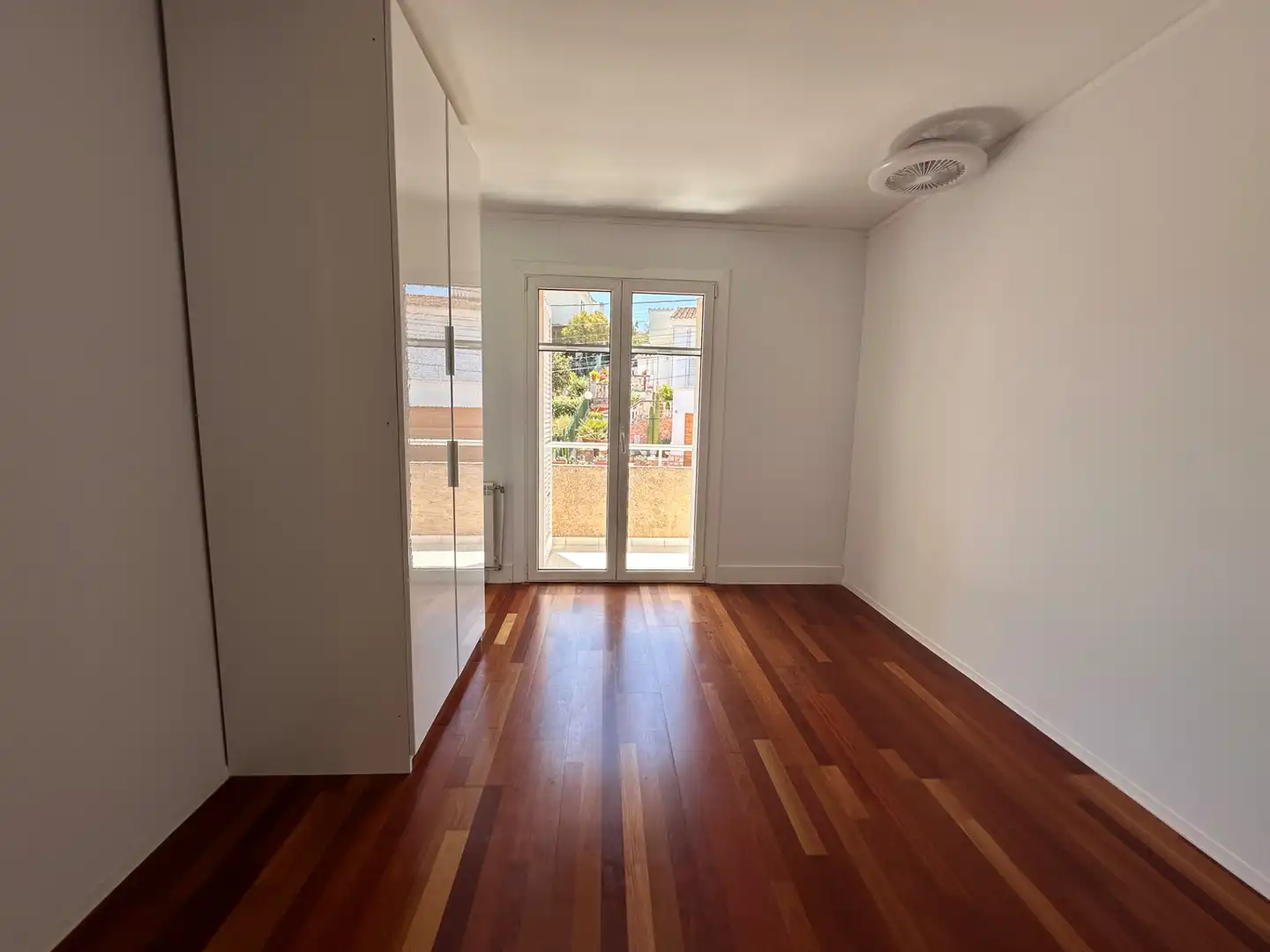 Schlafzimmer von Einfamilien-Reihenhaus zum Verkauf in El Catllar  mit Heizung, Privatgarten und Parkett