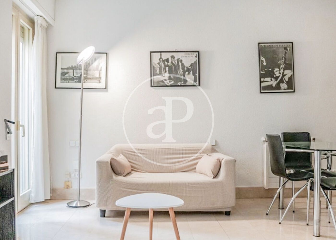 Sala d'estar de Loft de lloguer en  Madrid Capital amb Aire condicionat, Calefacció i Moblat