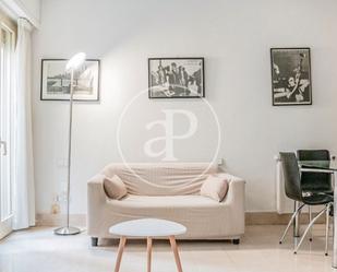 Living room of Loft to rent in  Madrid Capital  with Air Conditioner, Heating and Furnished