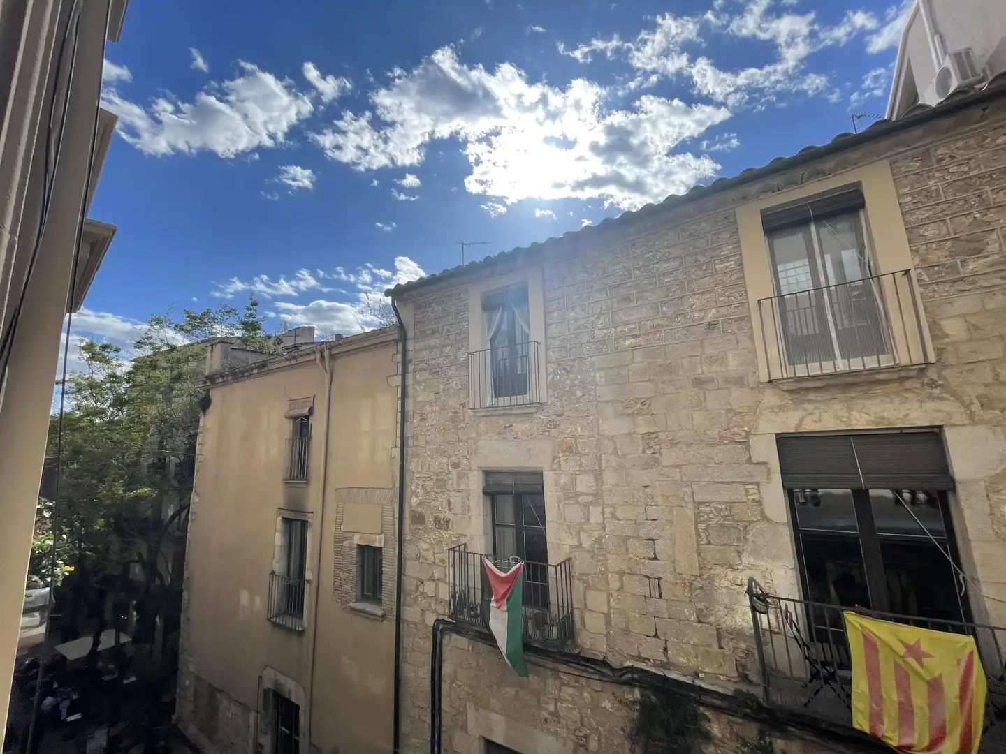 Exterior view of Flat for sale in Girona  with Heating, Furnished and Balcony