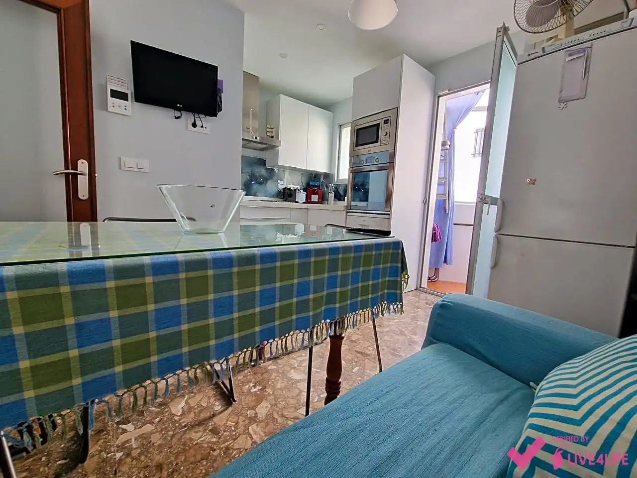 Cocina de Piso de alquiler en Sevilla con Aire acondicionado, Calefacción y Terraza