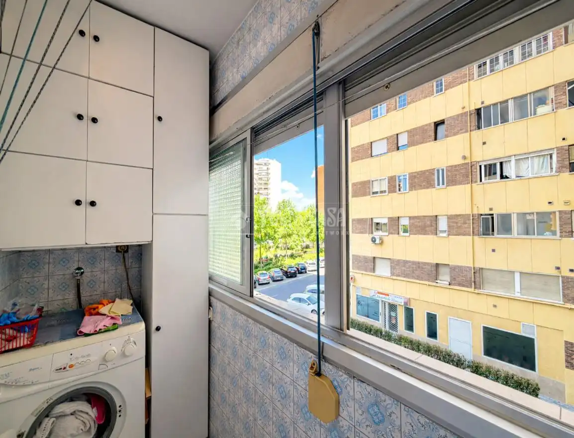 Habitación de Piso en venta en Madrid con Calefacción, Piscina y Piscina comunitaria