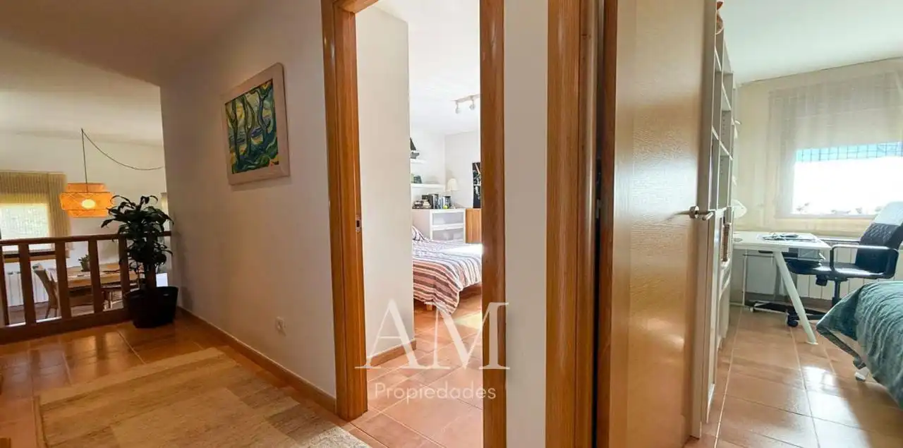 Casa o chalet en venta en Vigo  con Calefacción, Jardín privado y Terraza