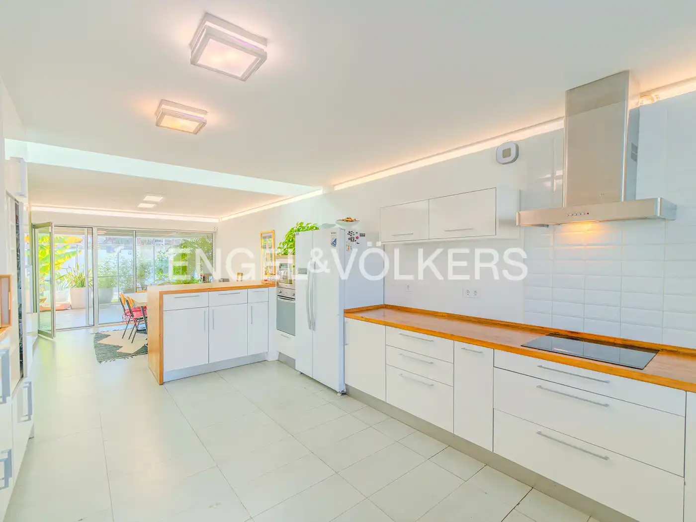 Cocina de Casa o chalet en venta en Mutxamel con Aire acondicionado, Calefacción y Jardín privado