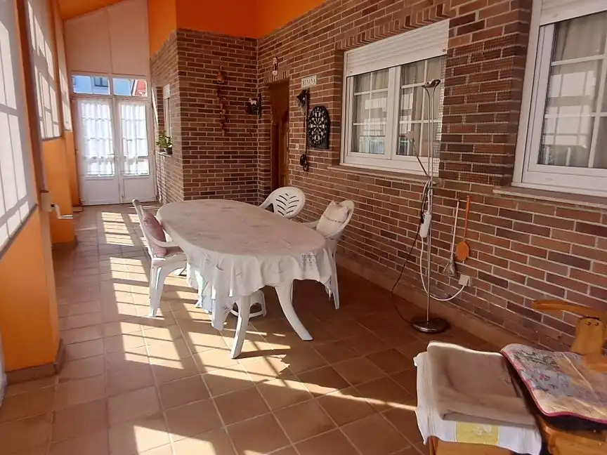 Terrassa de Casa o xalet en venda en Culleredo amb Calefacció, Jardí privat i Terrassa