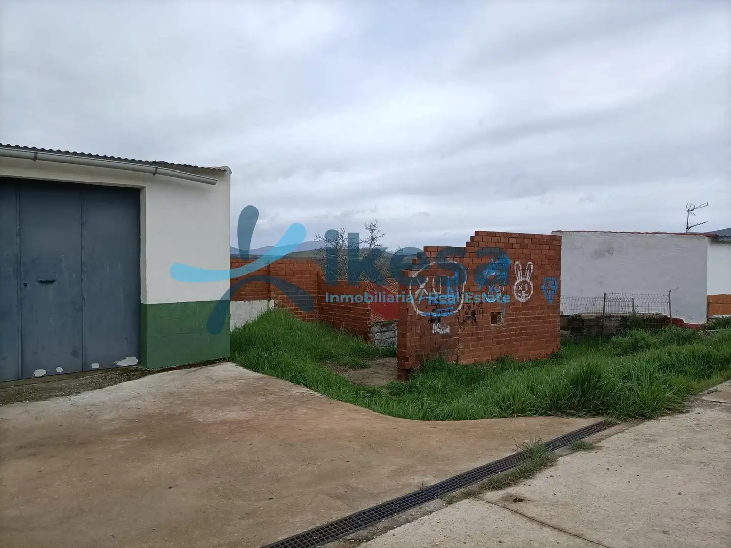 Casa adosada en venda en El Real de la Jara