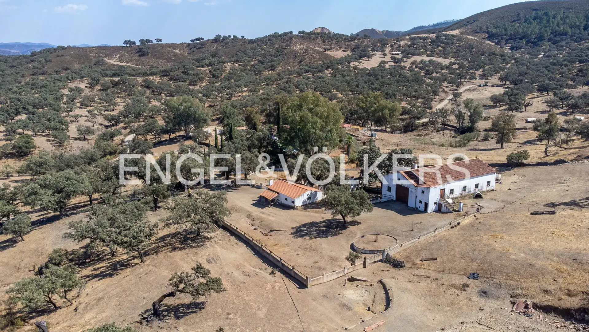 Houses for sale in Aracena, Huelva