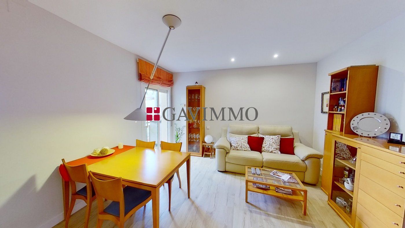 Flat for sale in La Maternitat i Sant Ramon