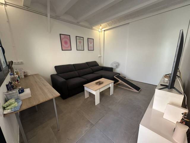 Piso en Venta en Llerona en Montserrat - El Passeig