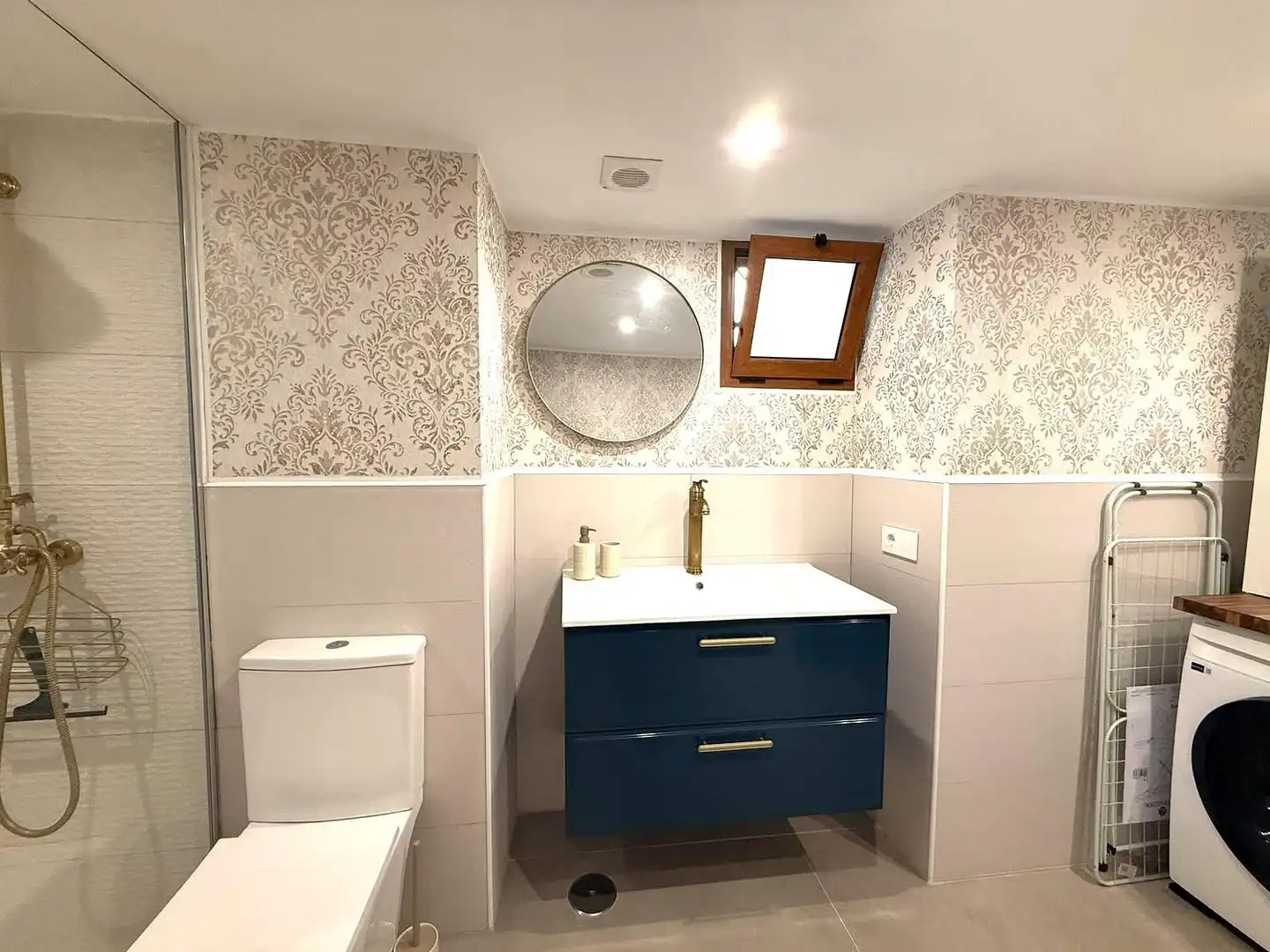 Bathroom of Apartments for rent in Telde