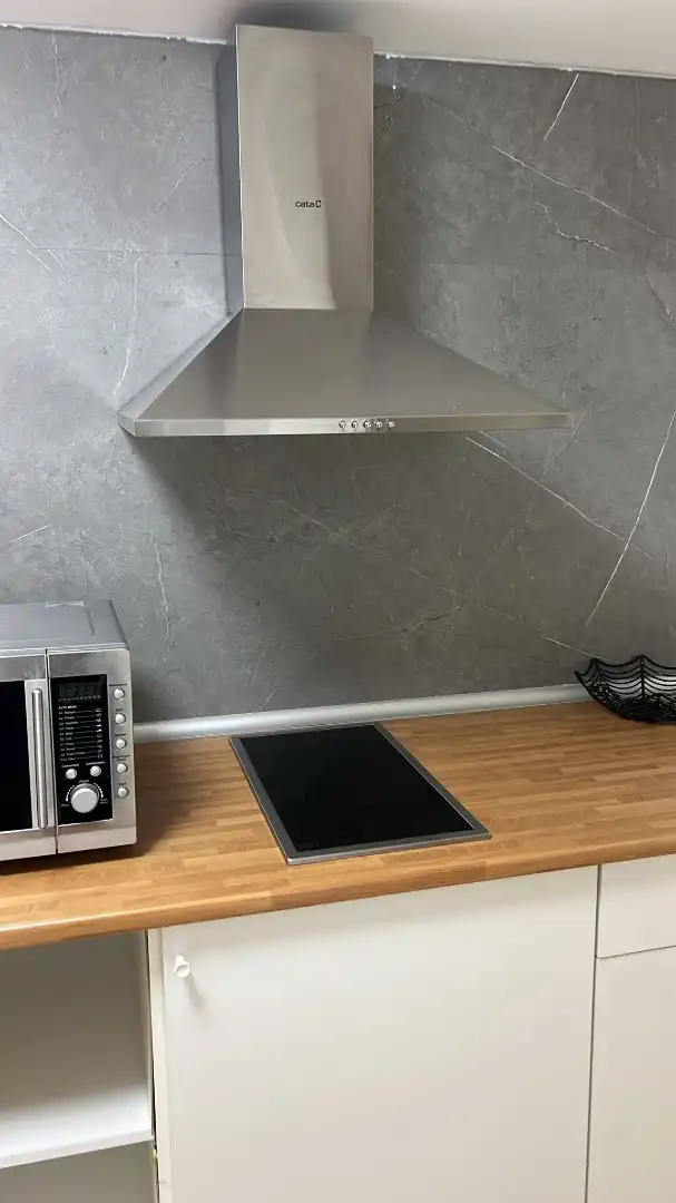 Küche von Country house zur Miete in Fuente El Saz de Jarama mit Klimaanlage, Privatgarten und Abstellraum