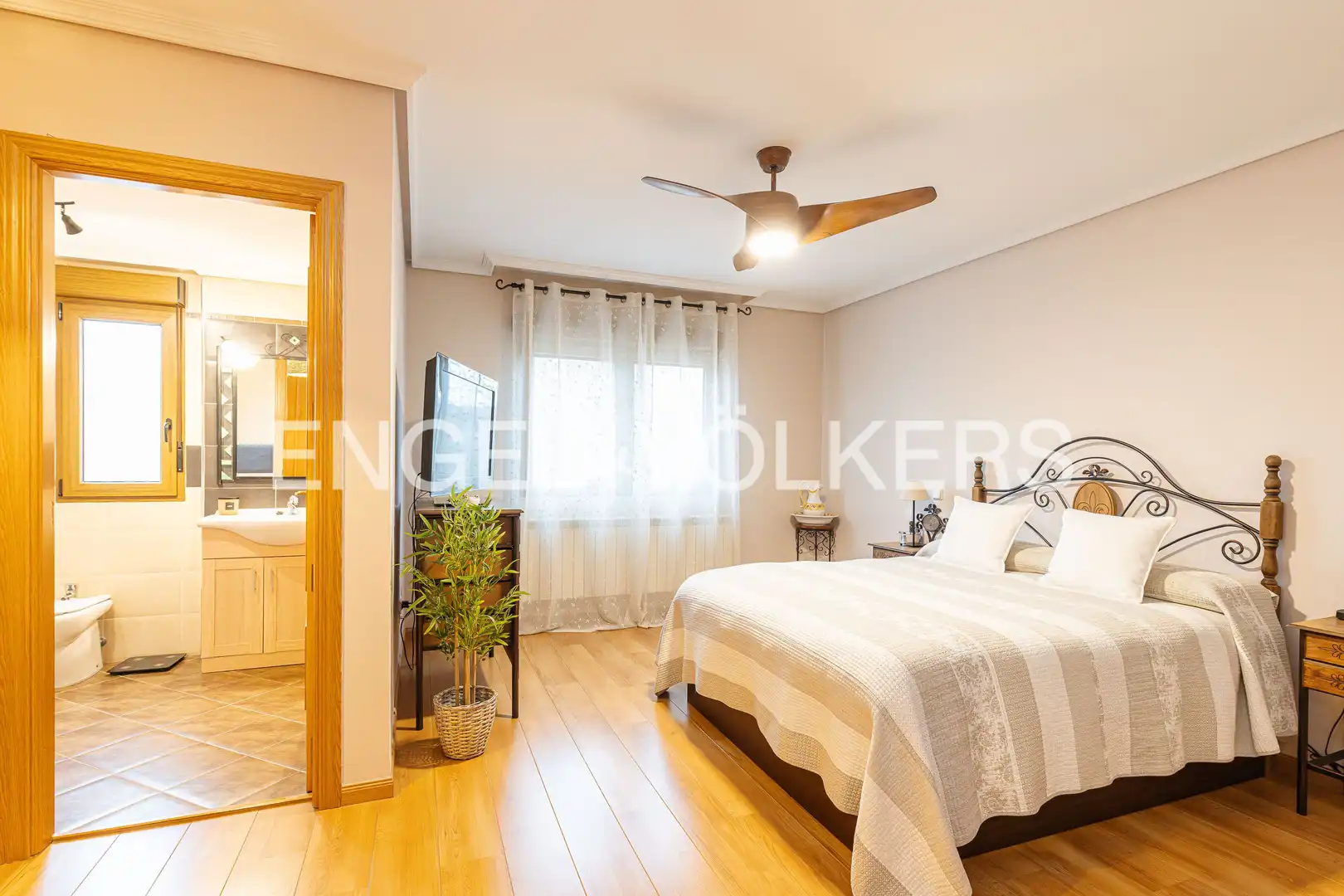 Habitación de Casa o chalet en venta en Cobeña con Calefacción, Jardín privado y Parquet
