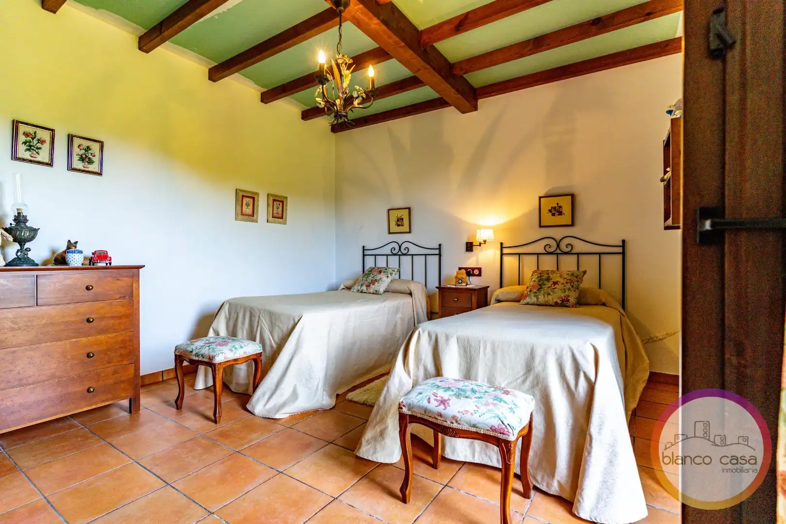 Habitación de Casa o chalet en venta en Malpica de Bergantiños con Amueblado y Balcón