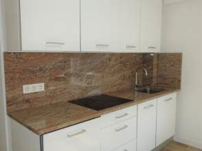 Kitchen of Flat to rent in Gijón   with Heating, Parquet flooring and Furnished