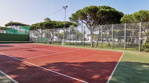 Foto 4 de Apartamento en venta en Calle Cr la Almadraba, 4, La Barrosa, Chiclana de la Frontera