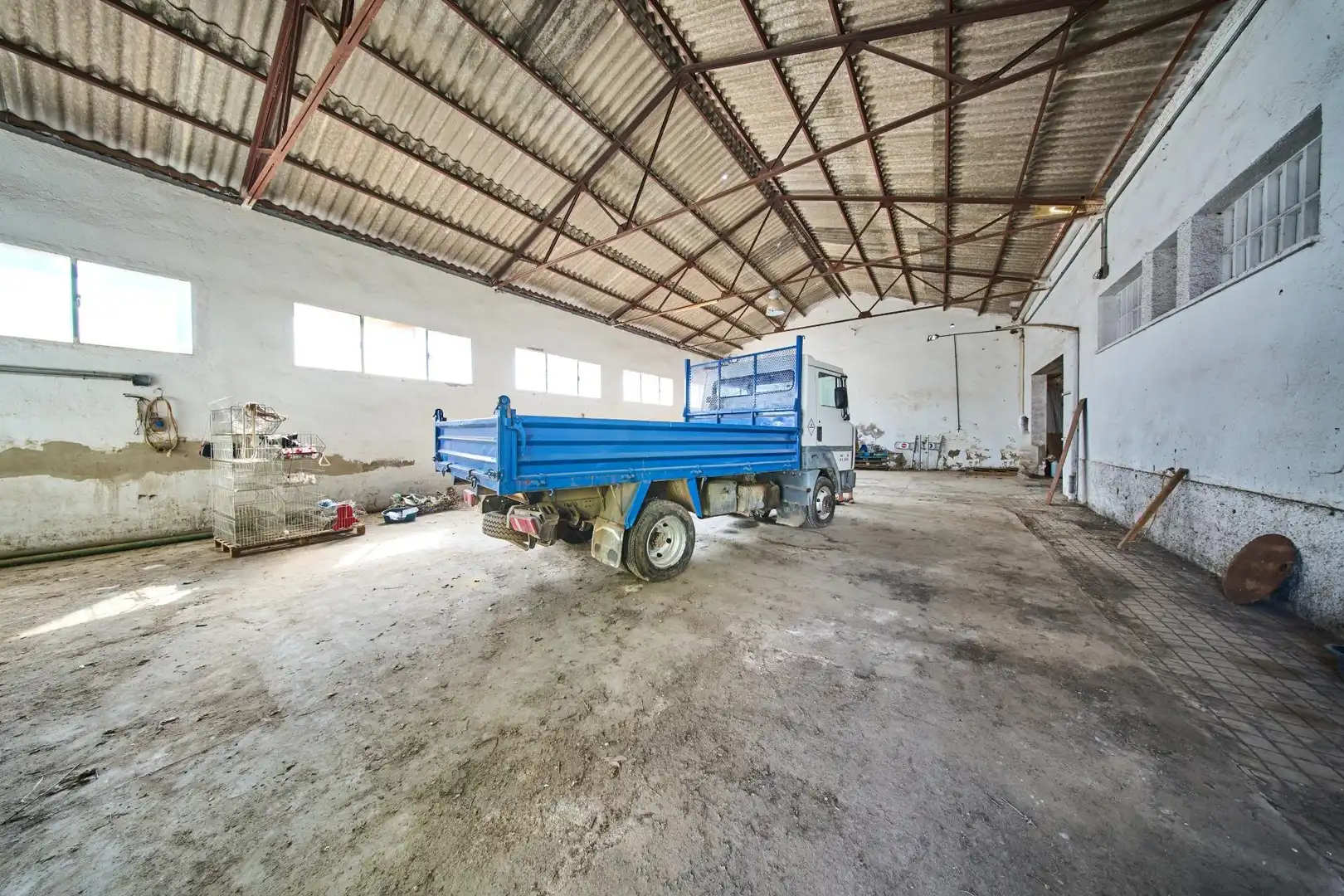 Exterior view of Industrial land for sale in La Carolina