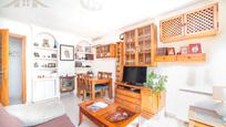 Living room of Flat for sale in Villaviciosa de Odón  with Air Conditioner