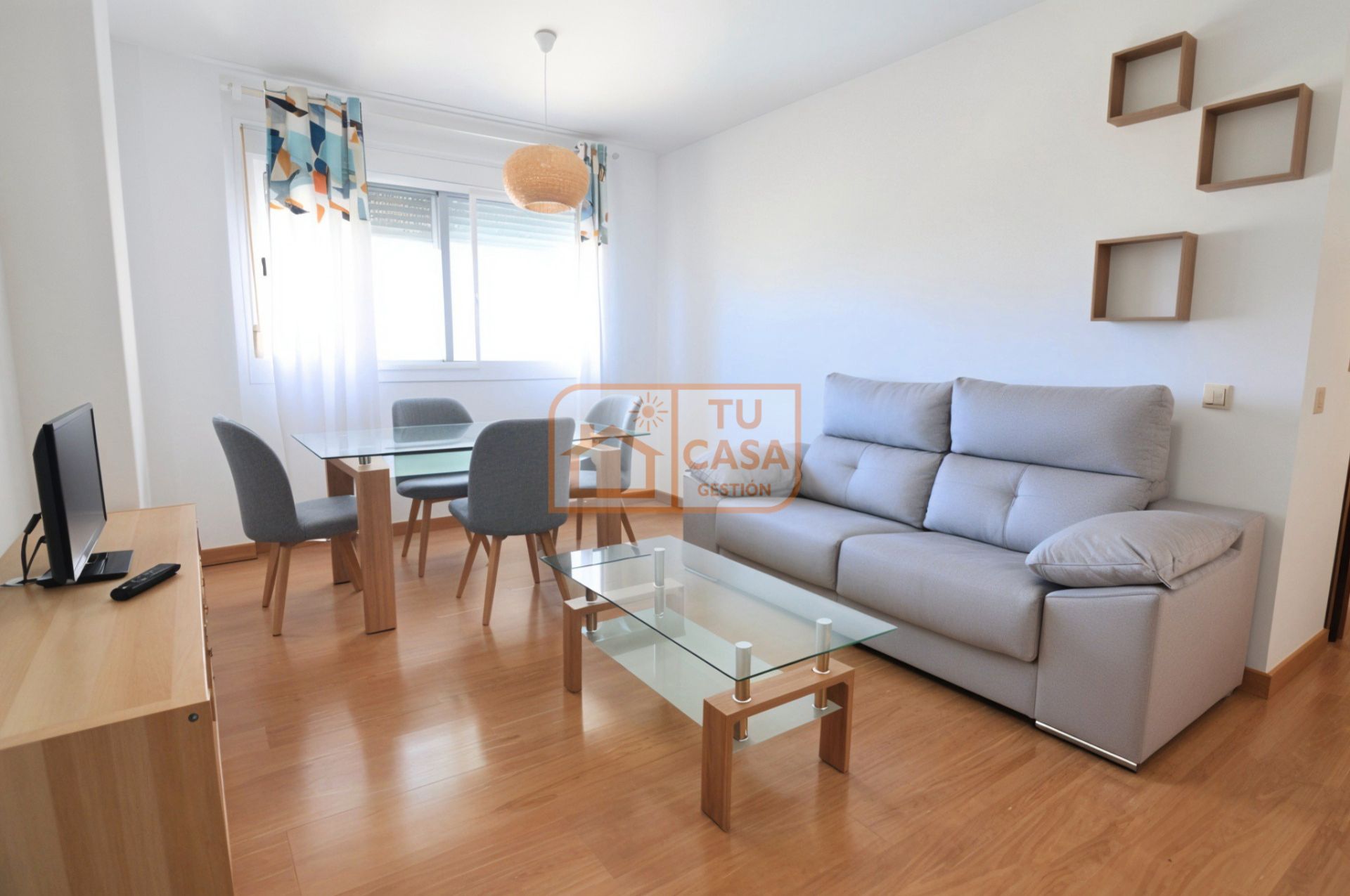 Living room of Flat to rent in Cáceres Capital  with Air Conditioner, Heating and Parquet flooring