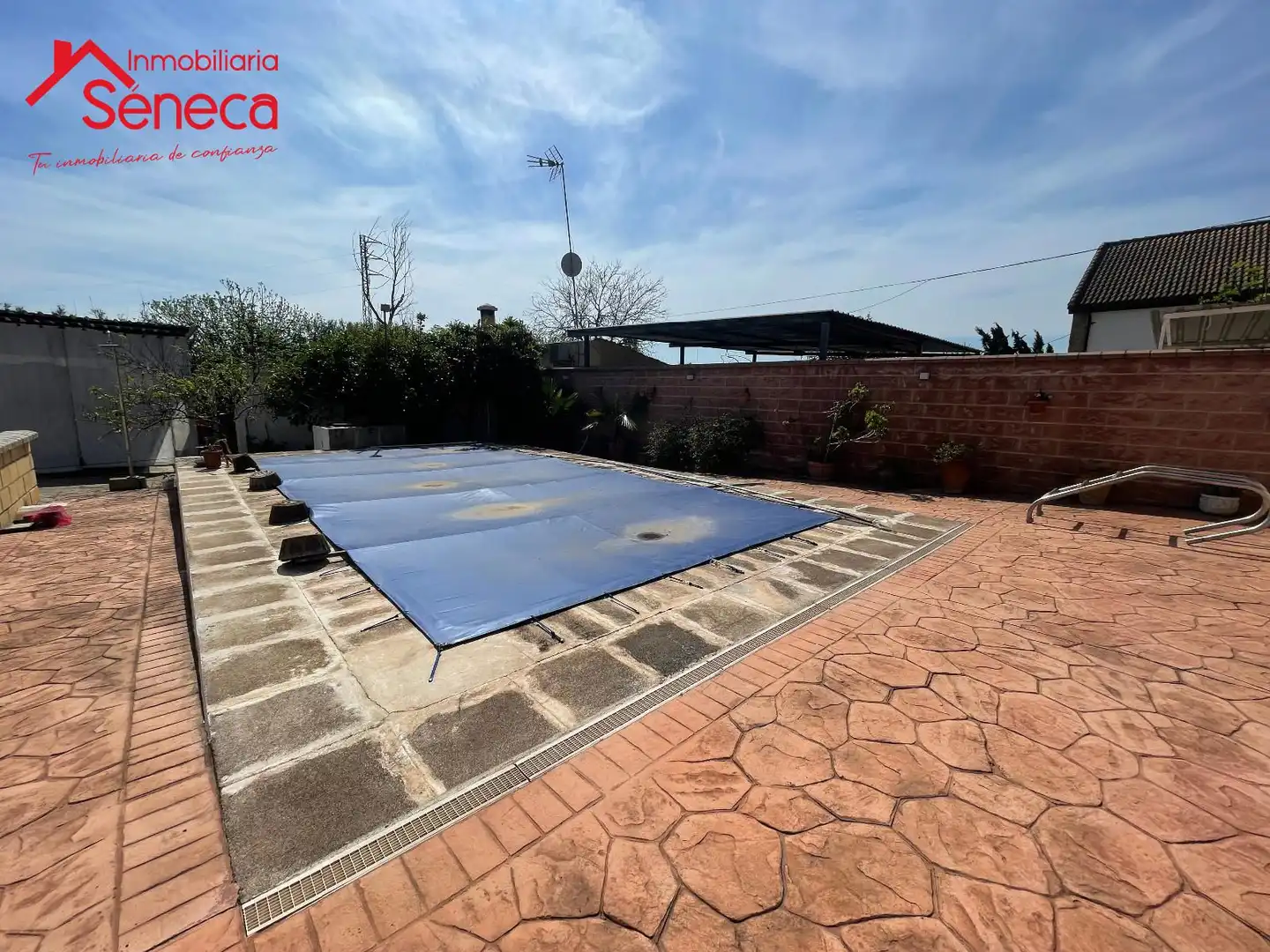 Swimming pool of Houses for sale in Córdoba  with Air Conditioner, Heating and Terrace